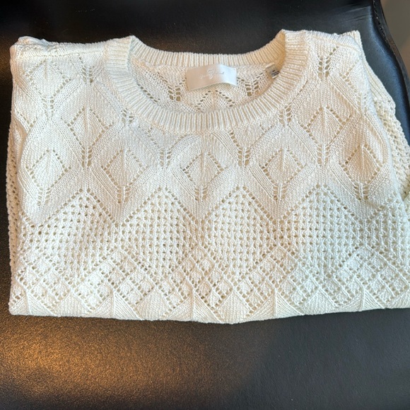 7 for All Mankind Short Sleeve Puff Sweater in Cream Size Medium - Picture 1 of 3
